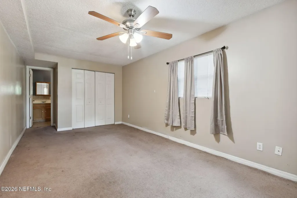 4638 Suffolk Avenue Jacksonville FL 32208