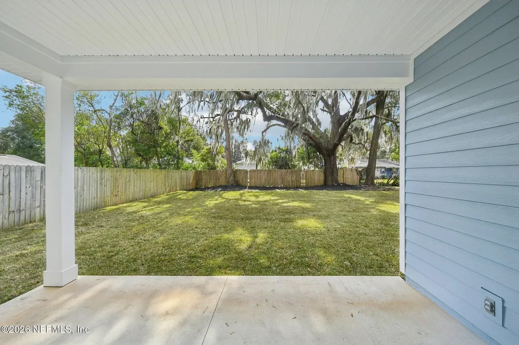 1027 Martin Luther King Jr Boulevard Green Cove Springs FL 32043