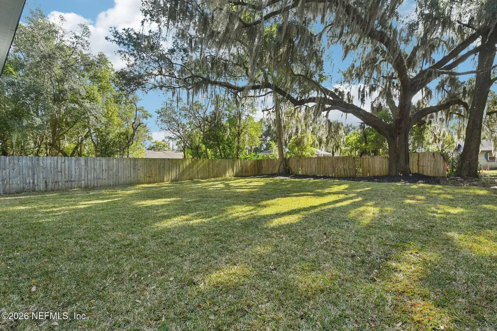 1027 Martin Luther King Jr Boulevard Green Cove Springs FL 32043