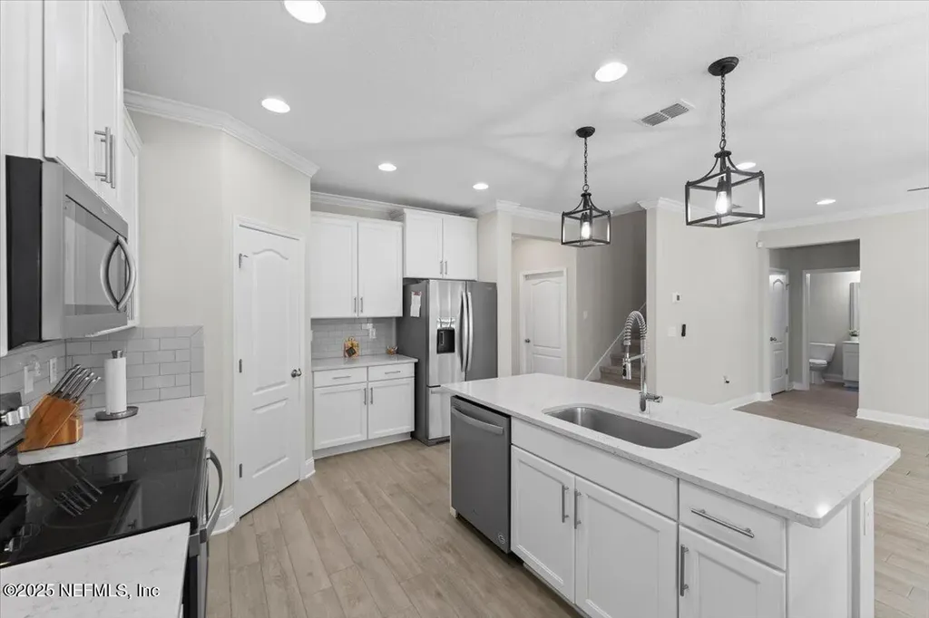 3060 Free Bird Loop Green Cove Springs FL 32043