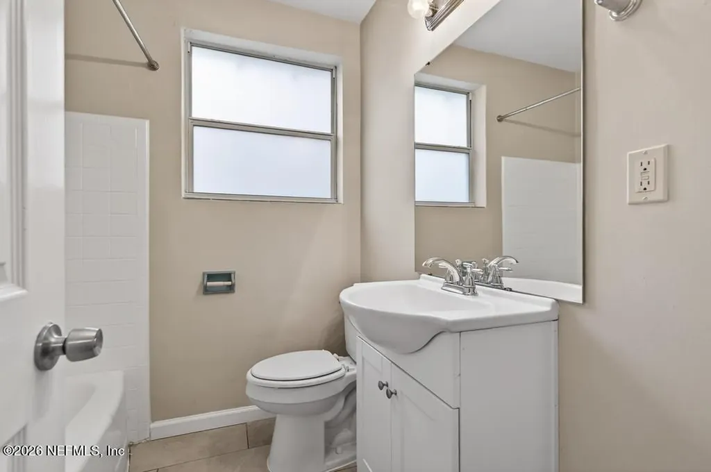 1954 Burkholder Circle E Jacksonville FL 32216