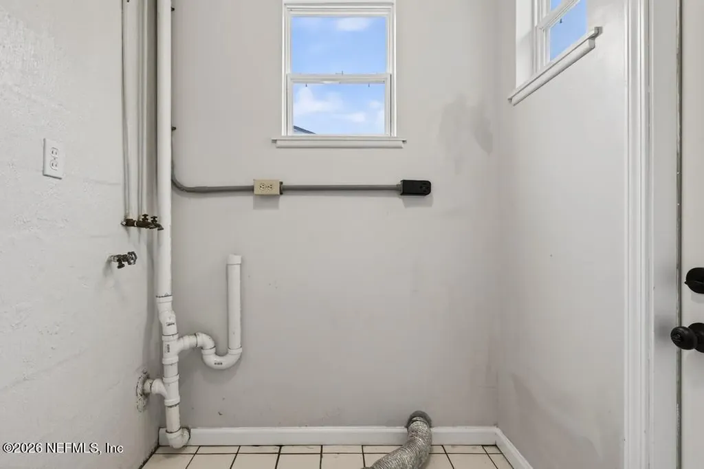 1954 Burkholder Circle E Jacksonville FL 32216