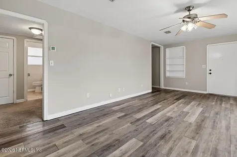 1954 Burkholder Circle E Jacksonville FL 32216