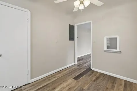 1954 Burkholder Circle E Jacksonville FL 32216