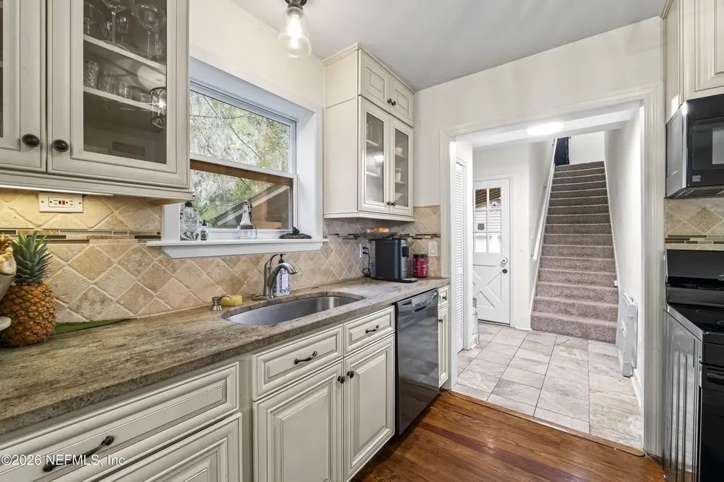 820 Inwood Terrace Jacksonville FL 32207