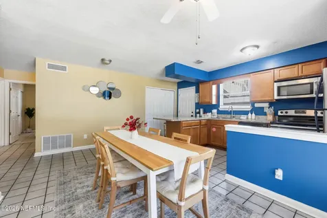 1052 Penman Road Jacksonville Beach FL 32250