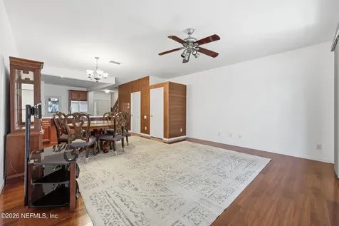 7990 Baymeadows Road E Jacksonville FL 32256