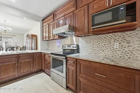 7990 Baymeadows Road E Jacksonville FL 32256