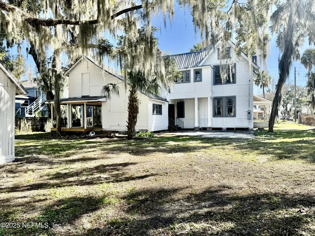 424 Emmett Street Palatka FL 32177