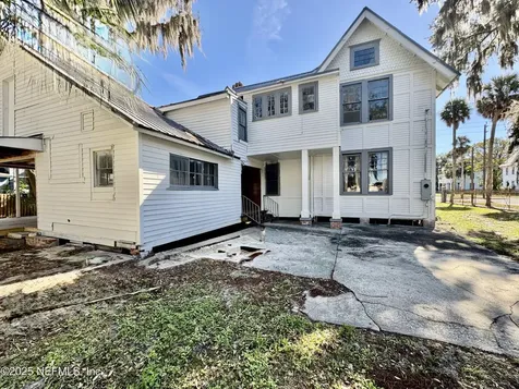 424 Emmett Street Palatka FL 32177
