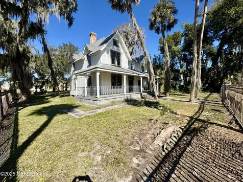 424 Emmett Street Palatka FL 32177