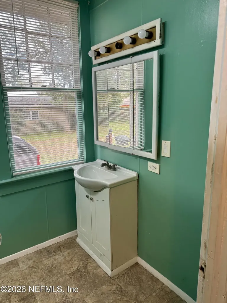 8726 6th Avenue Jacksonville FL 32208