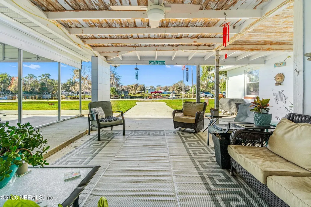 200 Bass Drive Crescent City FL 32112