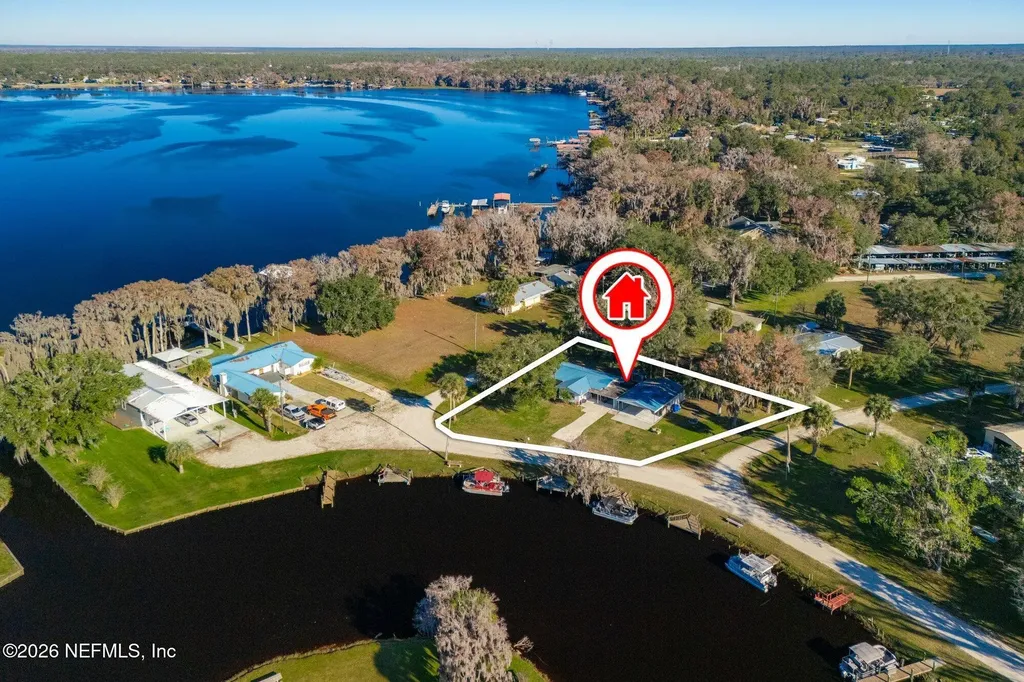 200 Bass Drive Crescent City FL 32112