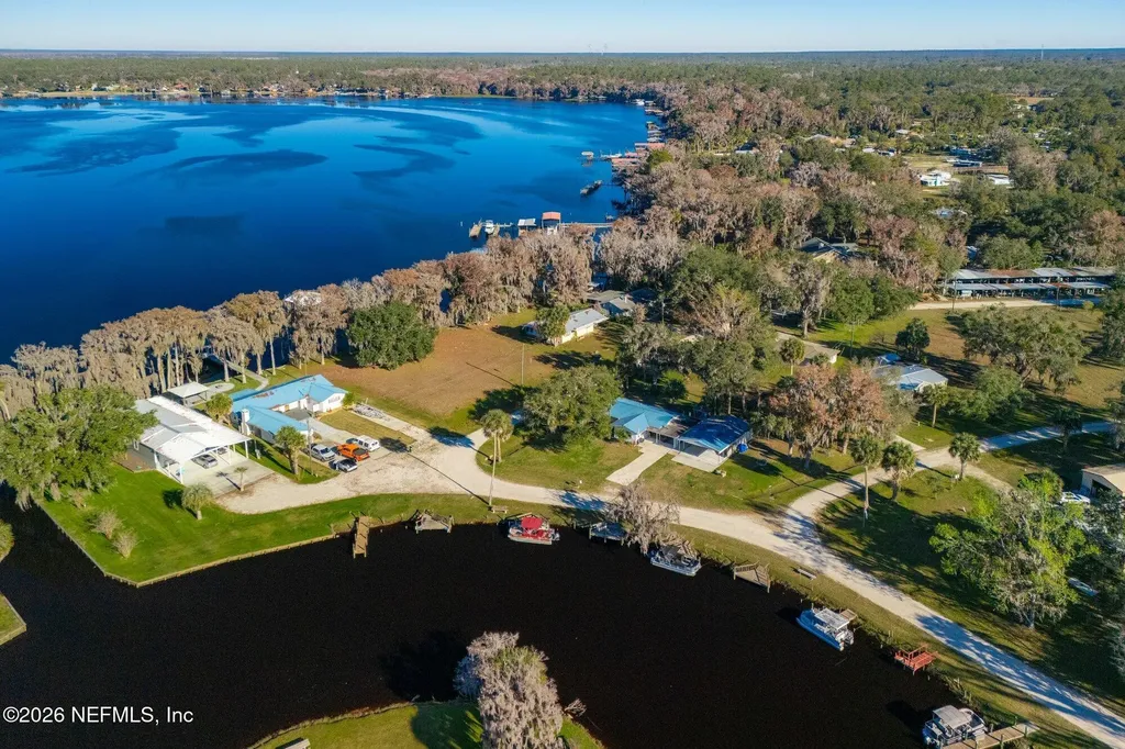 200 Bass Drive Crescent City FL 32112