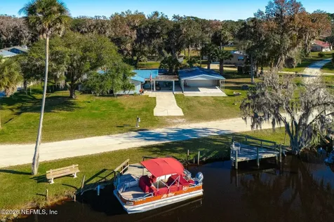 200 Bass Drive Crescent City FL 32112