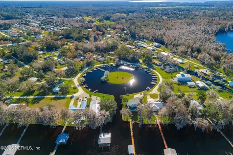 200 Bass Drive Crescent City FL 32112