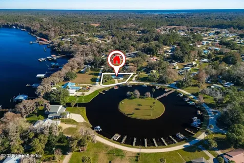 200 Bass Drive Crescent City FL 32112