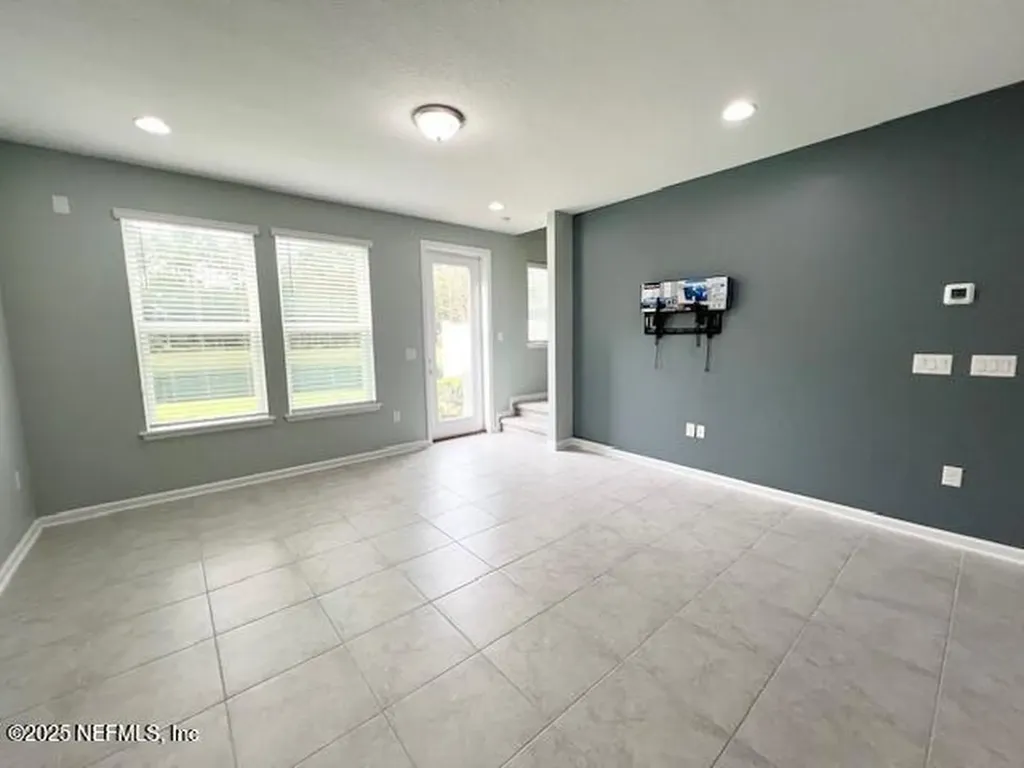 11264 Minnetta Court Jacksonville FL 32256