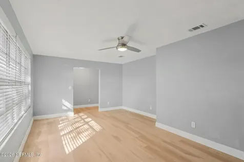 5127 Security Lane Jacksonville FL 32209