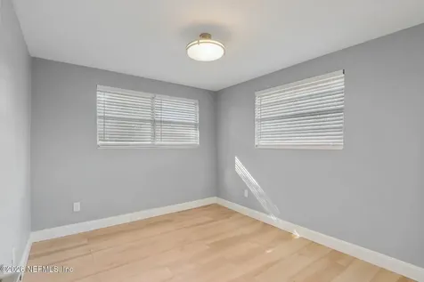 5127 Security Lane Jacksonville FL 32209