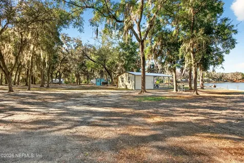 126 Palmetto Trail Interlachen FL 32148
