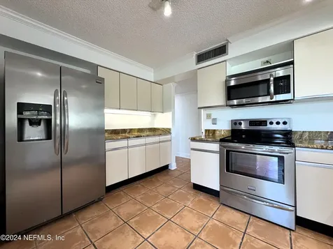 6000 San Jose Boulevard Jacksonville FL 32217