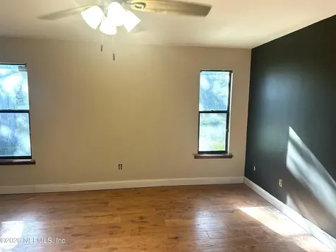5326 Tilting Oaks Court E Jacksonville FL 32258