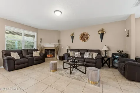 11805 Parker Lakes Drive Jacksonville FL 32221