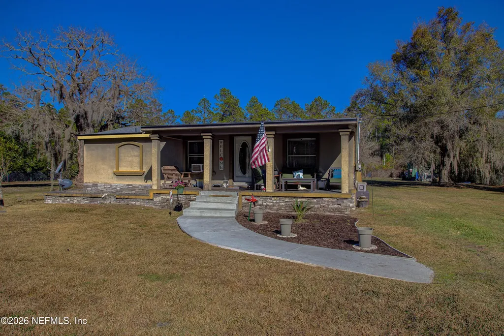 118 SW 3rd Terrace Palatka FL 32177