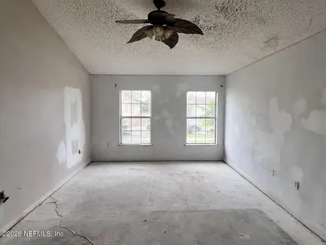 5586 Lafayette Park Drive N Jacksonville FL 32244