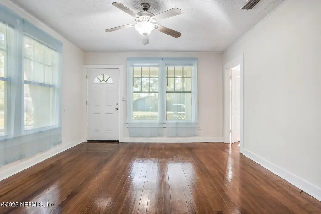 5471 101st Street Jacksonville FL 32210