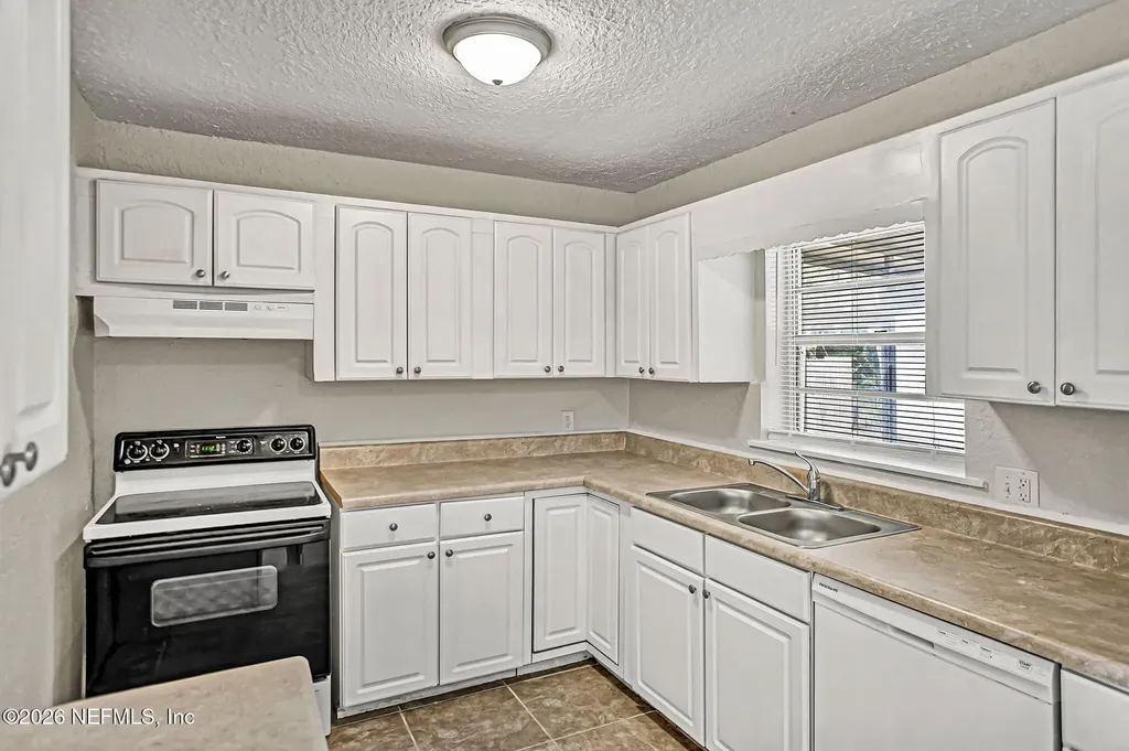 5235 Lexington Avenue Jacksonville FL 32210