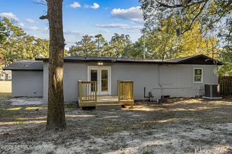 4639 Tanbark Road Jacksonville FL 32210