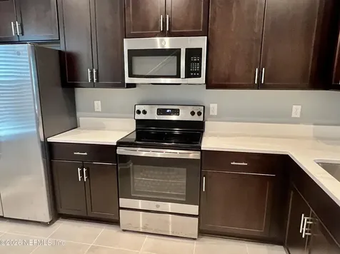 233 Annies Place Jacksonville FL 32218