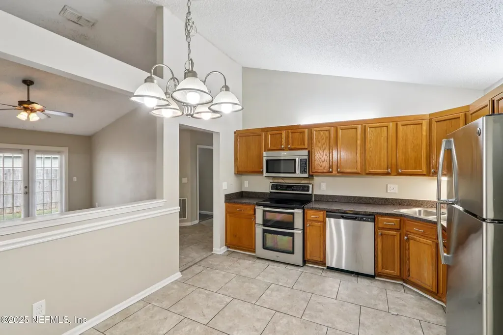 1864 Sheraton Lakes Circle Middleburg FL 32068