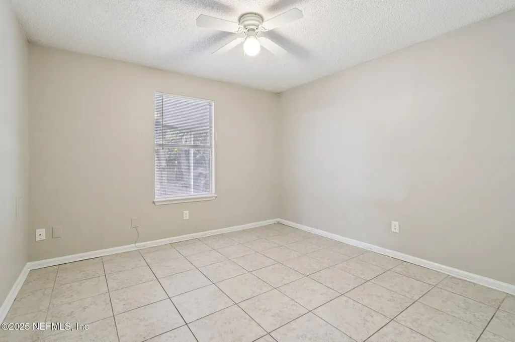 1864 Sheraton Lakes Circle Middleburg FL 32068