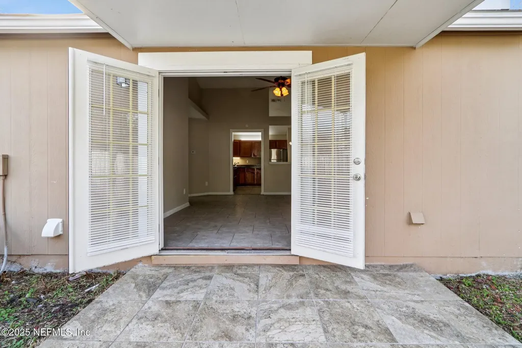 1864 Sheraton Lakes Circle Middleburg FL 32068