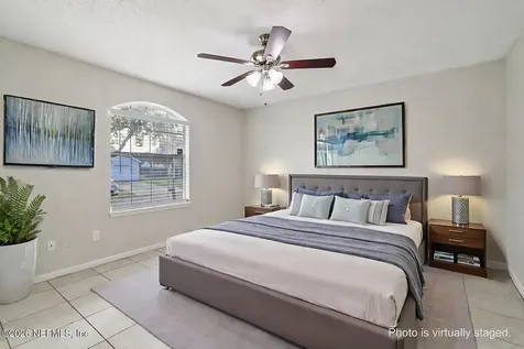 1864 Sheraton Lakes Circle Middleburg FL 32068