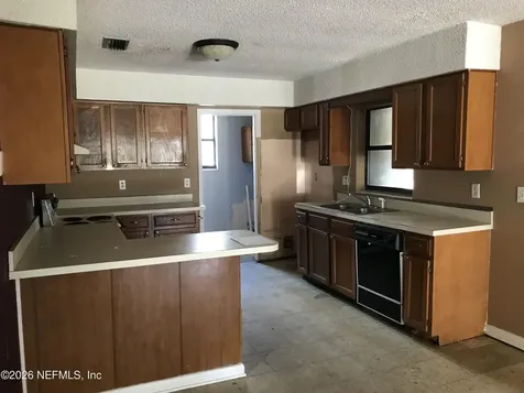 8657 Pine Park Drive Jacksonville FL 32219