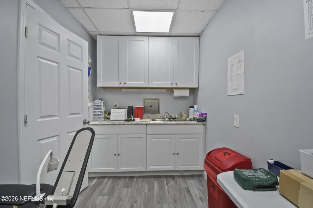 949 Lane Avenue S Jacksonville FL 32205
