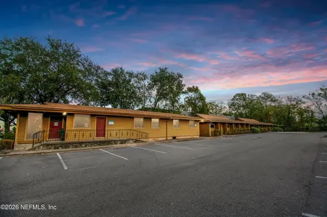 949 Lane Avenue S Jacksonville FL 32205