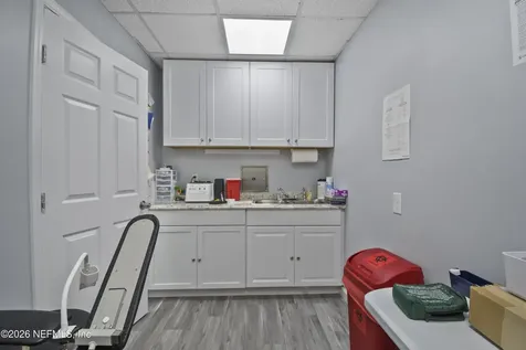 949 Lane Avenue S Jacksonville FL 32205