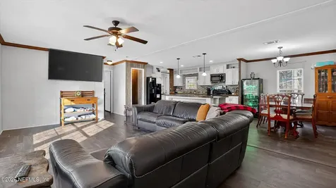 121 Melanie Lane Middleburg FL 32068
