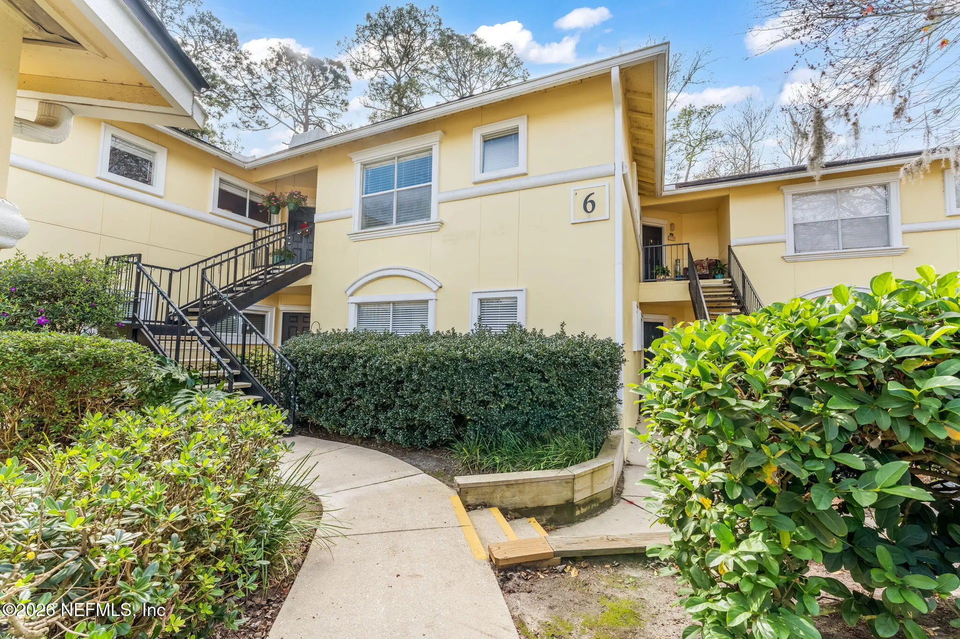 1800 The Greens Way Jacksonville Beach FL 32250