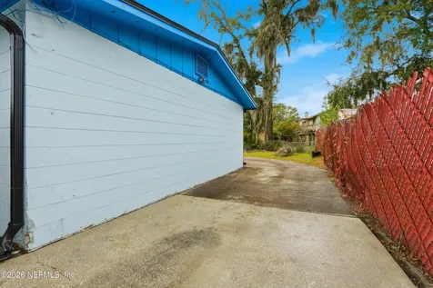 9724 Waynesboro Avenue Jacksonville FL 32208