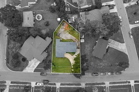 9724 Waynesboro Avenue Jacksonville FL 32208