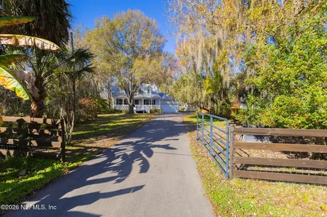 321 Paradise Circle Satsuma FL 32189