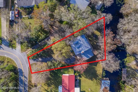 321 Paradise Circle Satsuma FL 32189