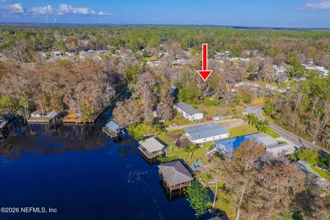 321 Paradise Circle Satsuma FL 32189